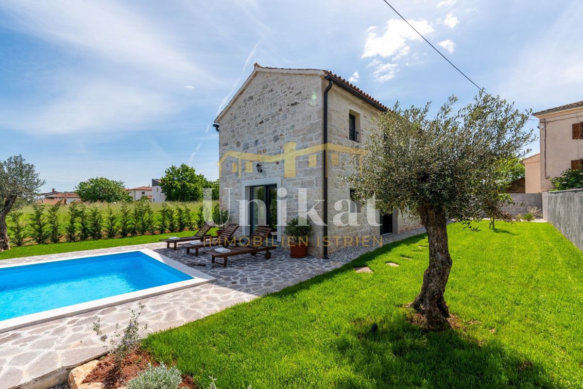 Casa in pietra ristrutturata vicino a Poreč